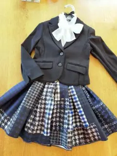 BEBEジャケット　120cm　スーツ　ブラック　familiar　卒園式