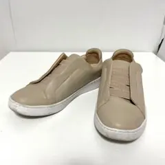 ジルスチュアート スリッポンスニーカー 22 1/2 ピンクベージュ 中古のサムネイル