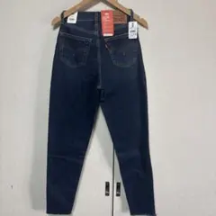 Levi's ハイライズタペードデニム