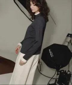 OHGA バイカラーフリルニット