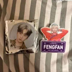 INI 許豊凡　フェンファン　ネームプレート　缶バッチ