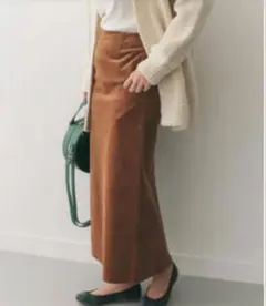 アーバンリサーチドアーズ コーデュロイバックタックAラインスカートSキャメル