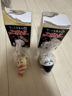 ちいかわ寿司 フィギュアキーホルダー モモンガ/シーサー2点セット