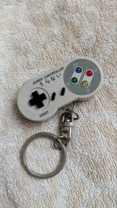 SUPER CONTROLLER うらない スーパーファミコン風キーホルダー