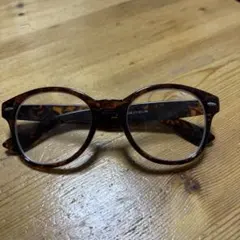 べっ甲柄　オーバーサイズフレーム