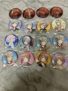 満月をさがして　ホログラム缶バッジ　９点　新品　メルカリ便　種村有菜 満月をさがして ホログラム缶バッジ 9点 新品 メルカリ便 種村有菜