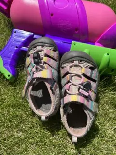 KEEN★16センチ★女子にピッタリ♪