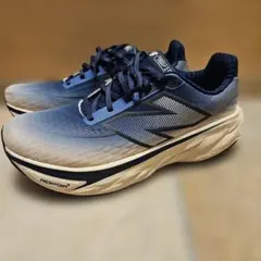 【超美品】New Balance 1080 FRESH FOAM ブルー