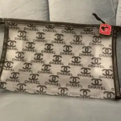 シャネルメッシュポーチ&チャーム2点セット