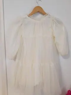 アイボリー チュールドレス フリル付き