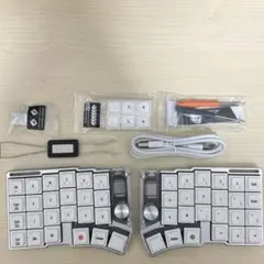 cornix 分割型エルゴノミクスキーボード ホワイト - メルカリ