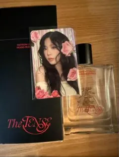 少女時代 テヨン TAEYEON Tense 韓国 香水 トレカ 少女時代 テヨン TAEYEON 15周年記念 グッズ MD 香水 トレカ