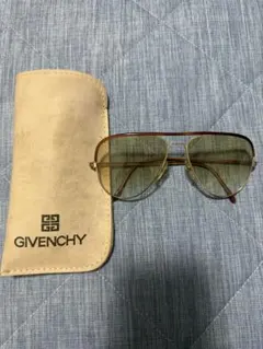 GIVENCHY ジバンシィ ティアドロップ サングラス ケース付き