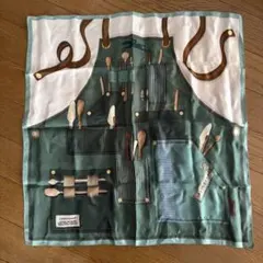 Longchamp（ロンシャン）シルクスカーフのサムネイル