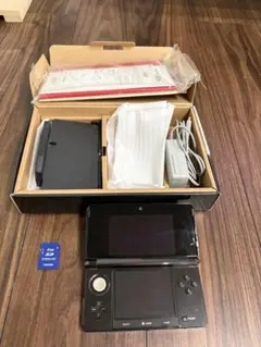 ニンテンドー3DS ブラック 本体 ACアダプター付き