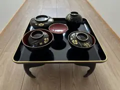 お食い初め用 漆器セット 金色花模様