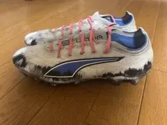PUMA ULTRA サッカースパイク　袋付きのサムネイル