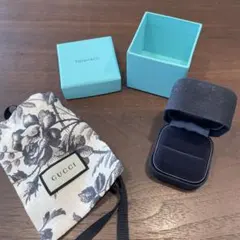 Tiffany & Co. リング用ケース 空箱+ GUCCI袋