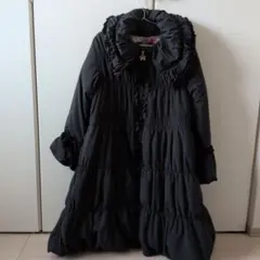 Moj 黒 ダウンコート フリル付き