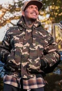 新品 ダービーオブサンフランシスコ300camo 新作ダービーJKTフーディー