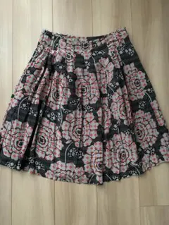 【再々お値下げです！】PAUL&JOE SISTER　ひざ丈スカートのサムネイル