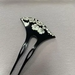 黒い花柄かんざし・髪飾り