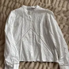 ZARA 刺繍ビーズ付きホワイトシャツ M