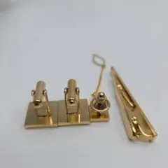 【2点以上おまめと送料無料】ネクタイピン チェーン付き メッキアクセサリー
