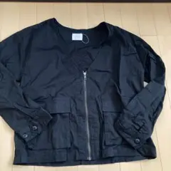 ブラック ブルゾン