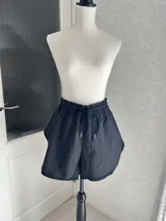 ティゴラ　レディースショートパンツブラック