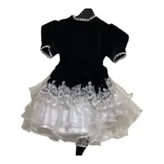 ベロア素材の可愛いドレス