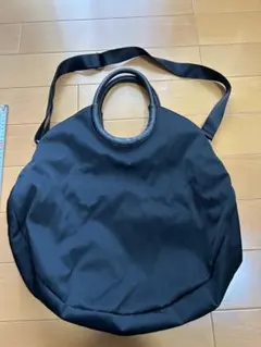 ear ブラック ナイロン ショルダーバッグ