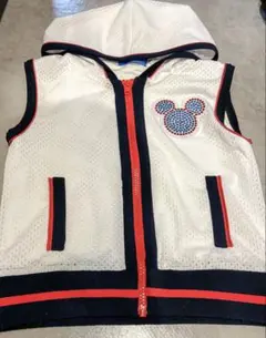 ミッキーマウス刺繍フード付きベスト