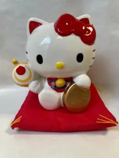 サンリオ ハローキティ Kawaii 貯金箱 陶器製 小槌 小判 白色 箱付き