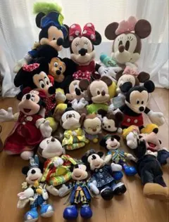 ミッキー　ミニー　レア　ぬいぐるみ　マスコット　ディズニー　ぬいぐるみバッジ
