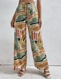 グラフィックプリントパンツ