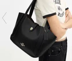 未使用　即決値引きあり　COACH トートバッグ ブラック レザーのサムネイル