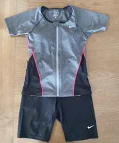 《新品未使用》Nike スポーツ用水着 上下セット M