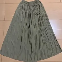 ユニクロ UNIQLO ワッシャーサテンスカートパンツ カーキ Mサイズ A37