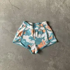 美品　ショートパンツ　プーマ　120