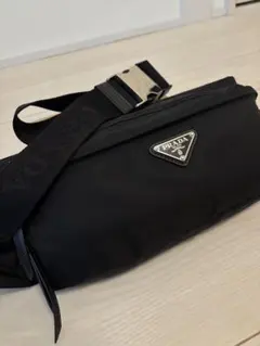 PRADA プラダ NERO 三角ロゴ ボディバッグ ナイロン 黒 - メルカリ