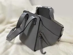 LOEWE Hammock Small ハンモック　美品　パールグレーのサムネイル