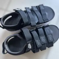 Nike ブラック サンダル 4ストラップ