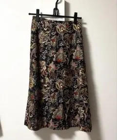 【美品】SCAPA 花柄フレアロングスカートのサムネイル