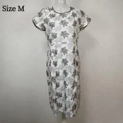 希少 バラ 花柄 刺繍 ワンピース 白 フレンチスリーブ 膝丈 裏地付