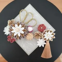 つまみ細工 髪飾り 成人式 前撮り 卒業式 グレージュ ベージュ 白 金 桃 紫