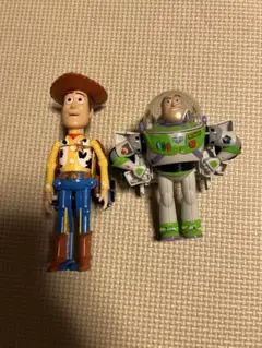 ウッディとバズ・ライトイヤー フィギュアセット