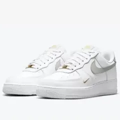 NIKE WMNS AIR FORCE 1 ’07 ESS エアフォース1