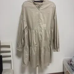 GUベージュ ティアード シャツワンピース 長袖
