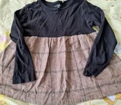 長袖カットソー 黒とチェック柄